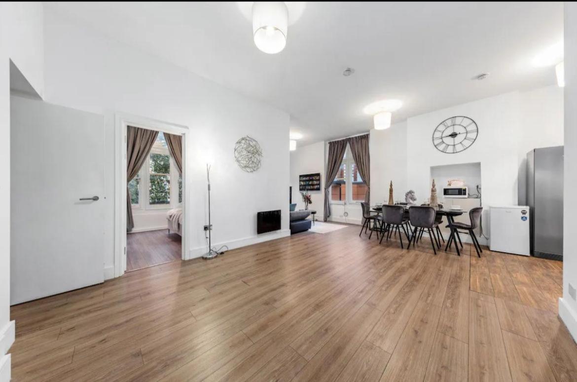 Majestic 2-Bedroom Flat In Knightsbridge-Hyde Park Kb70 Londres Exterior foto