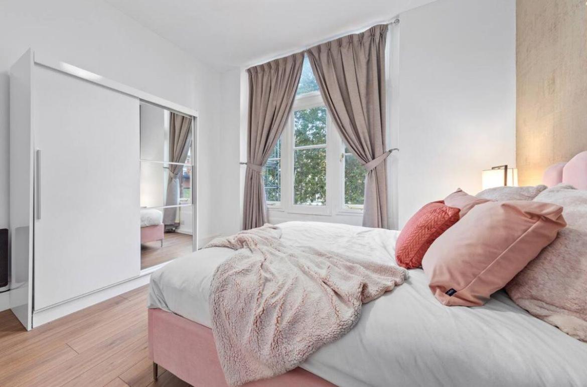 Majestic 2-Bedroom Flat In Knightsbridge-Hyde Park Kb70 Londres Exterior foto